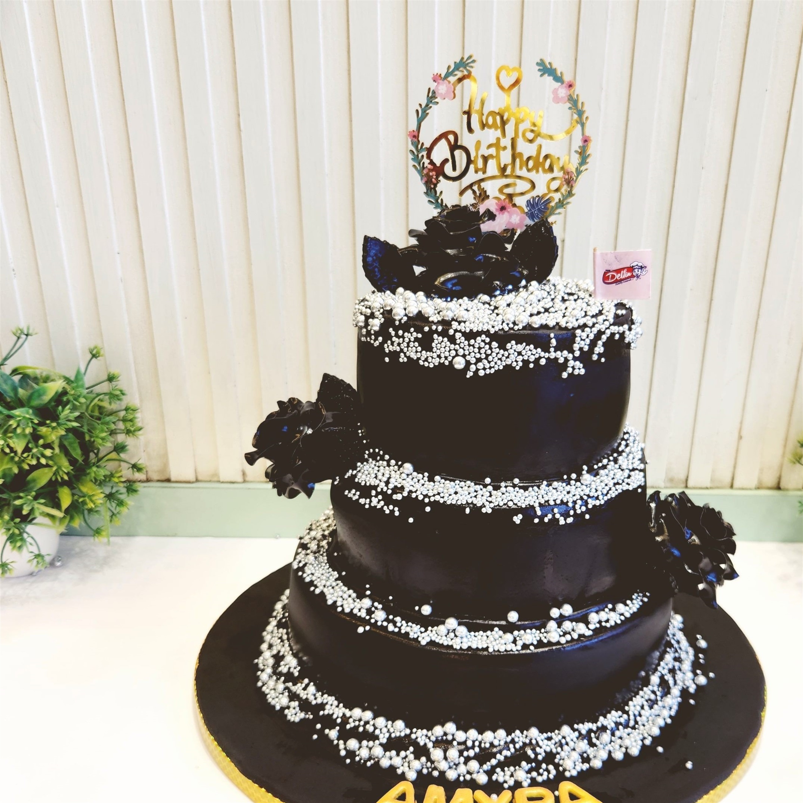 Customized cake